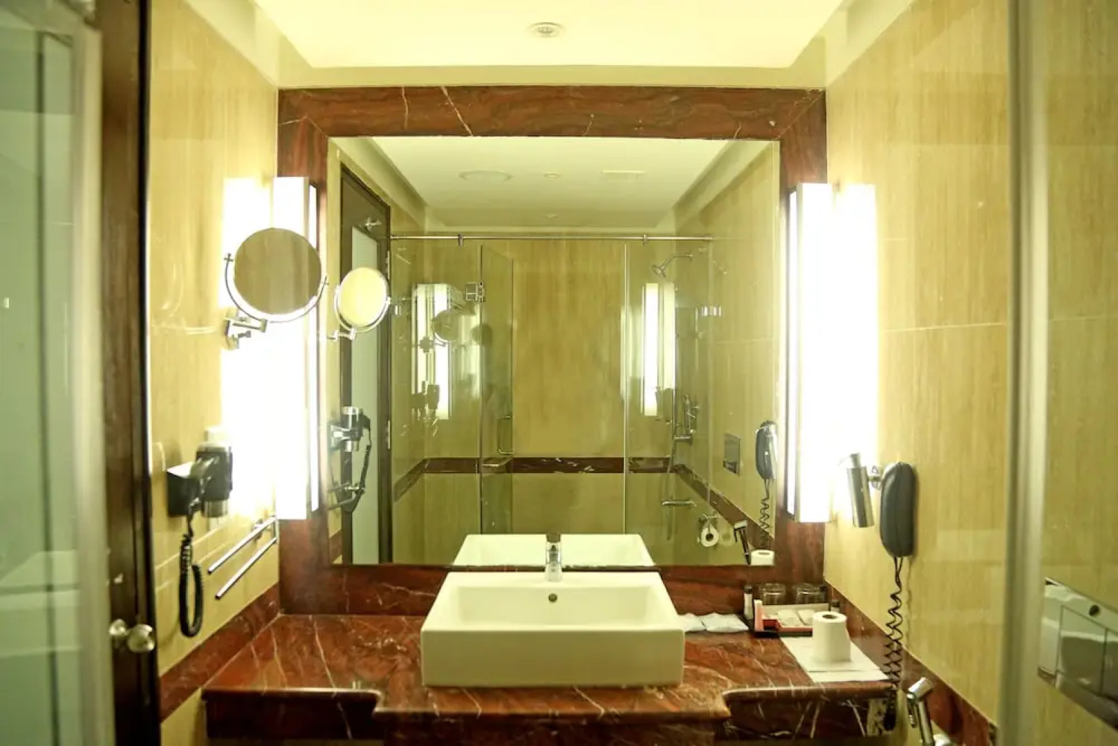 Anandha Inn Convention Centre and Suites