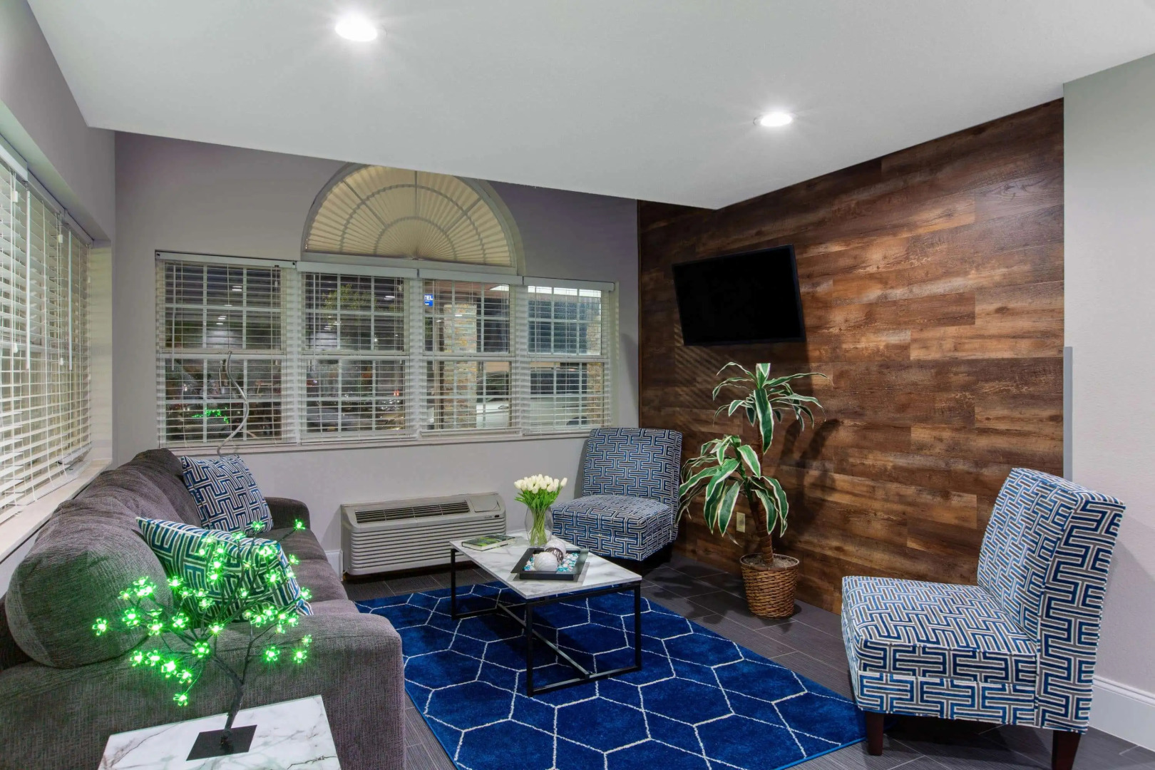 Microtel Inn & Suites by Wyndham Augusta/Riverwatch