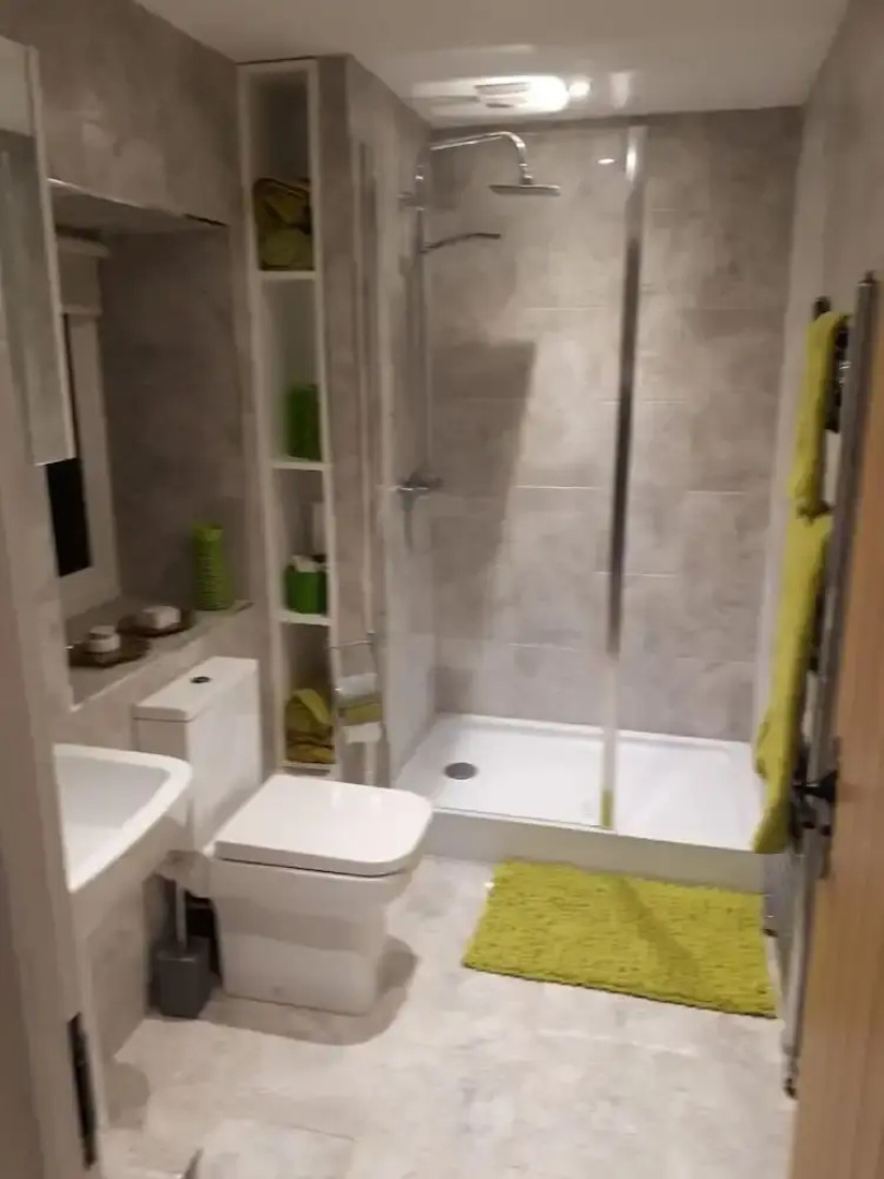 Bluebell House 5 Star Luxury 4 Bdrms and hot tub