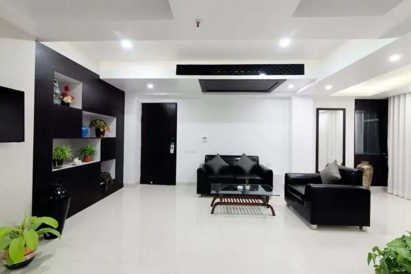 V Hotels