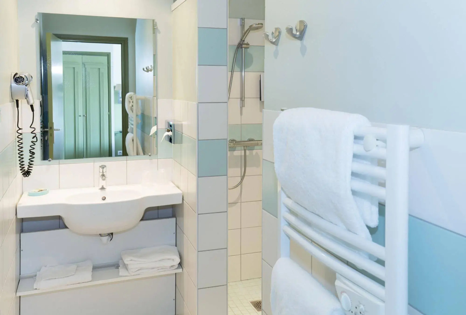 Hôtel Spa & Restaurant Les Saules