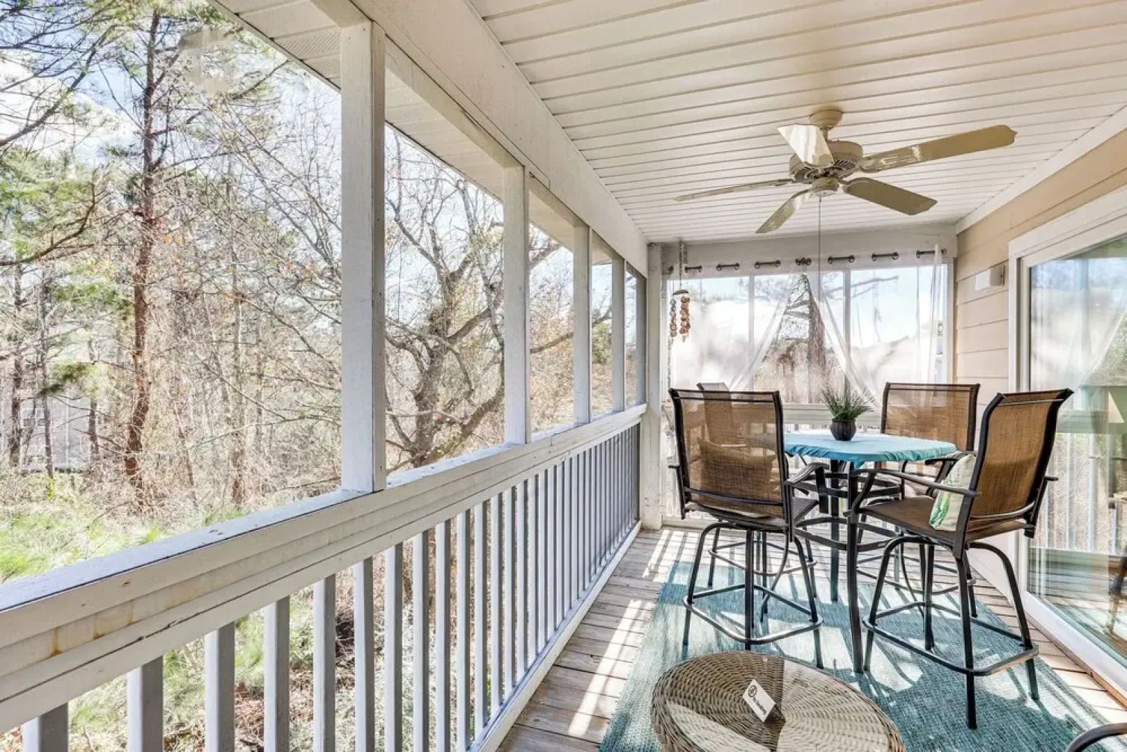 Marina & Beach Club Access: Condo in Southport