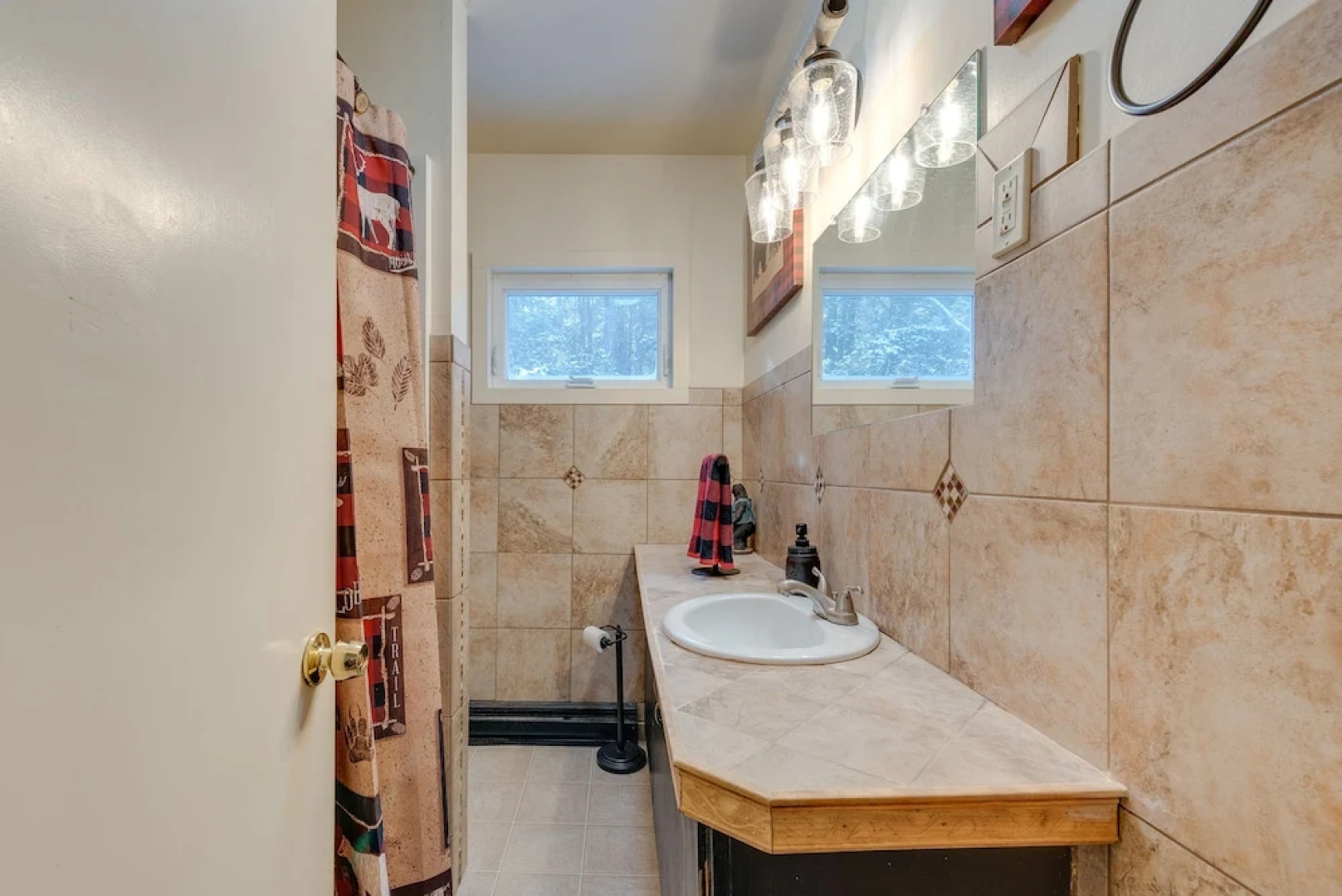 Private Hot Tub: Poconos 'babbling Brooke Cottage'