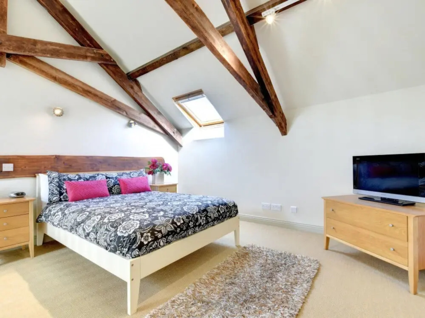 The Oaks Chillington