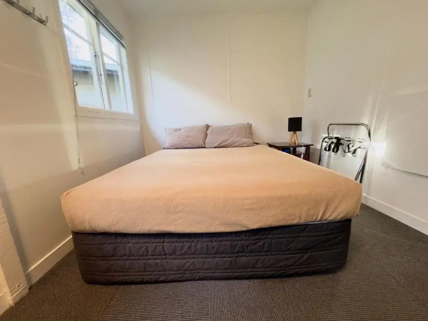 Waiheke Backpackers Hostel