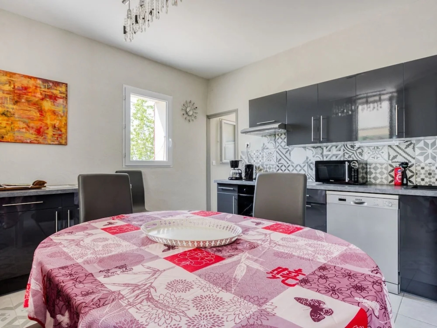 Cosy Holiday Home in Provence With Swimming Pool