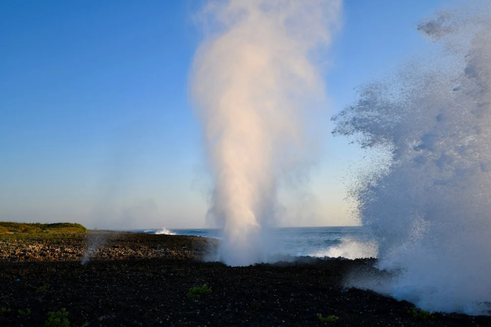 The Sandpiper Inn & Cottages