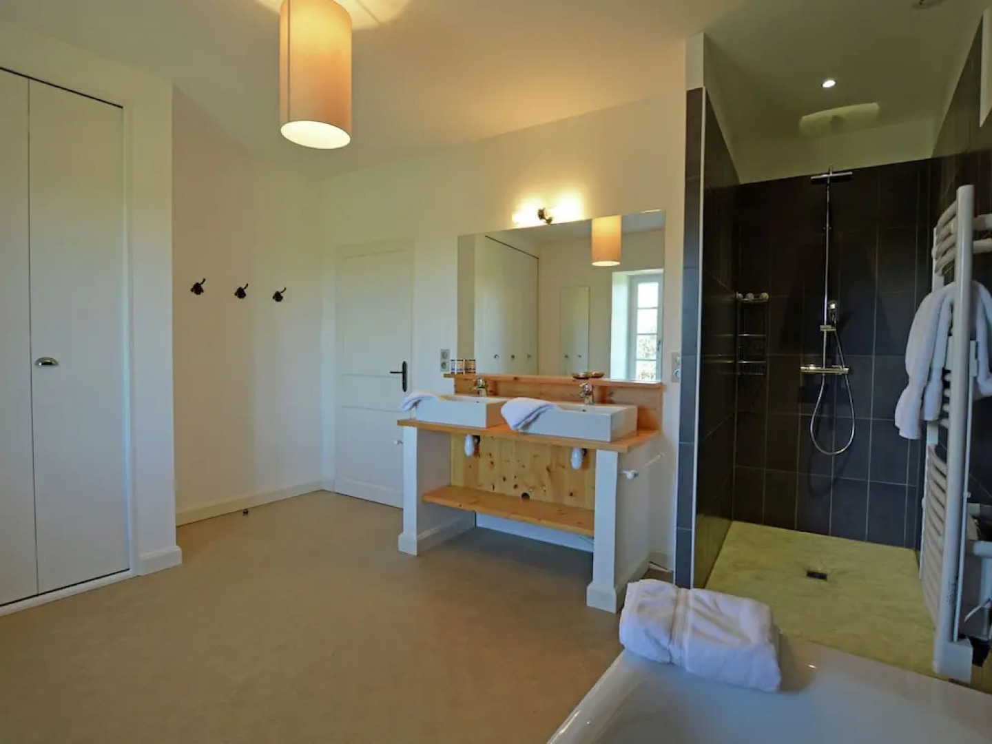 Perfect Detached House in the Vineyards at the Abbey of Fontfroide