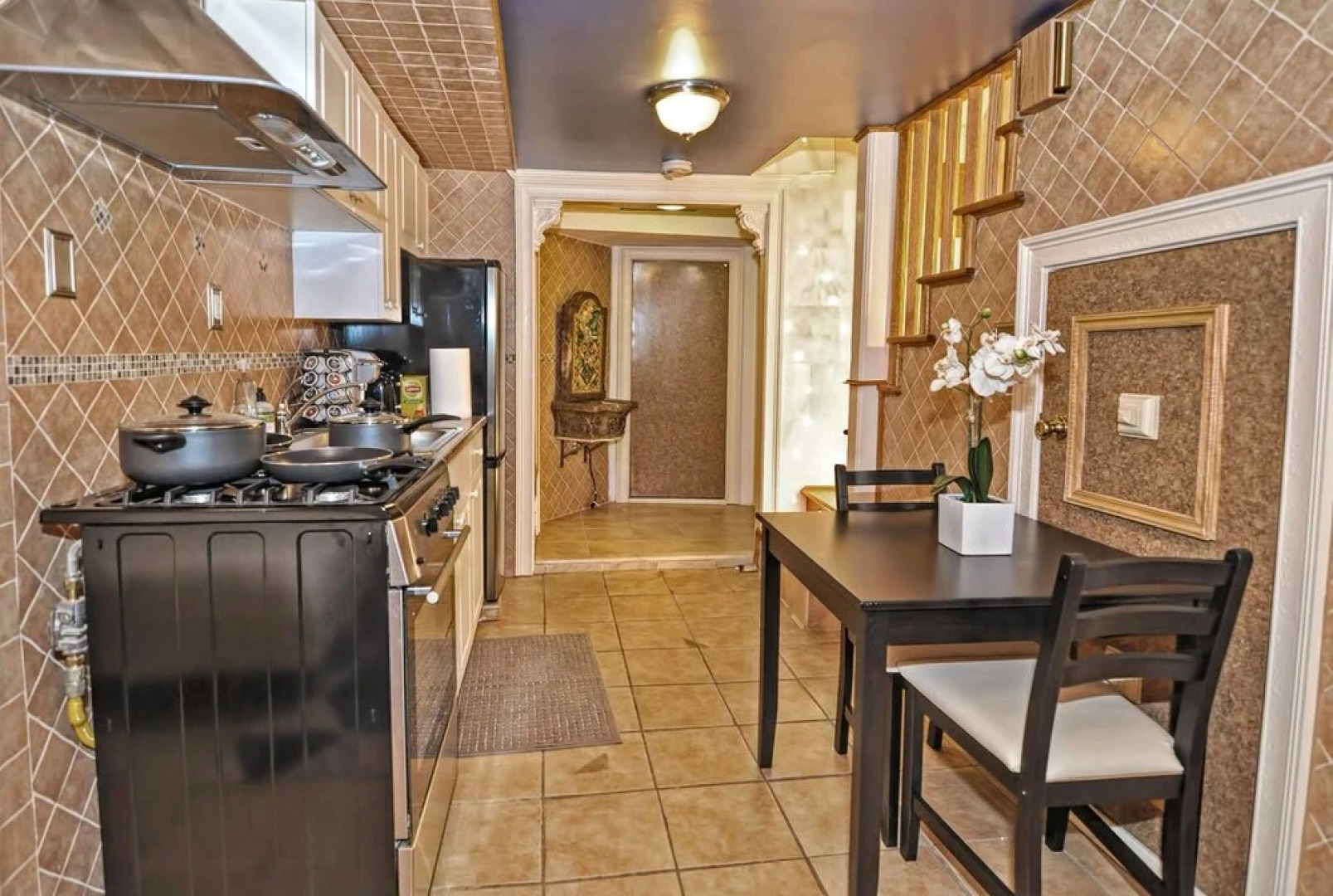 Spacious Studio in Boston's North End/little Italy