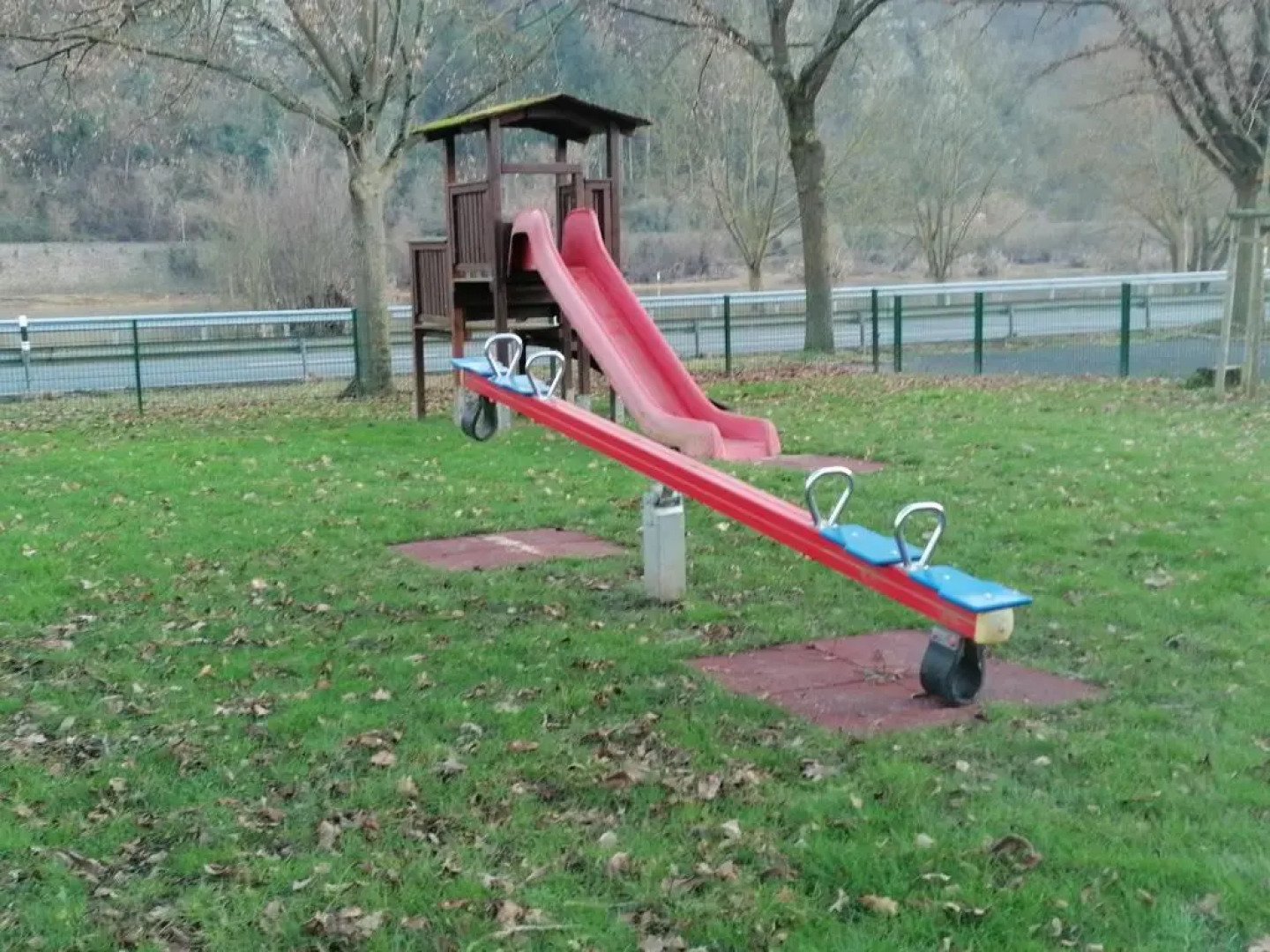 Ferienhaus Moselkern - bis 8 Personen - Tiere erl. - Blick auf die Mosel