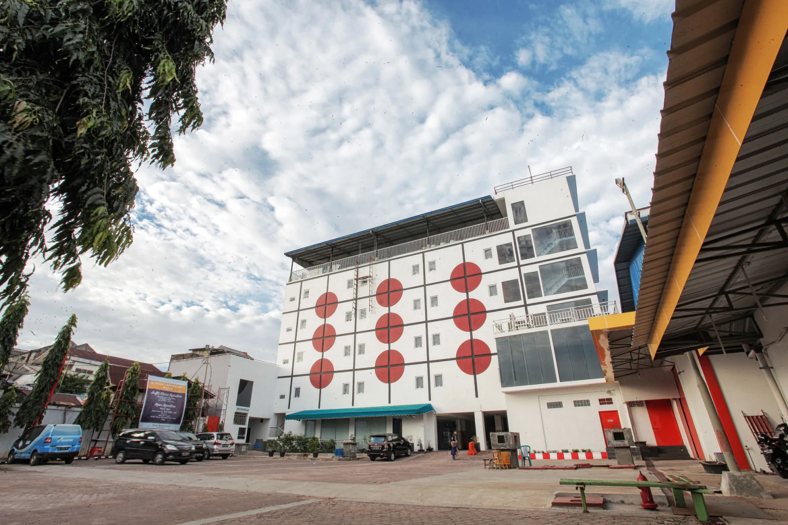 Sinar Sport Hotel