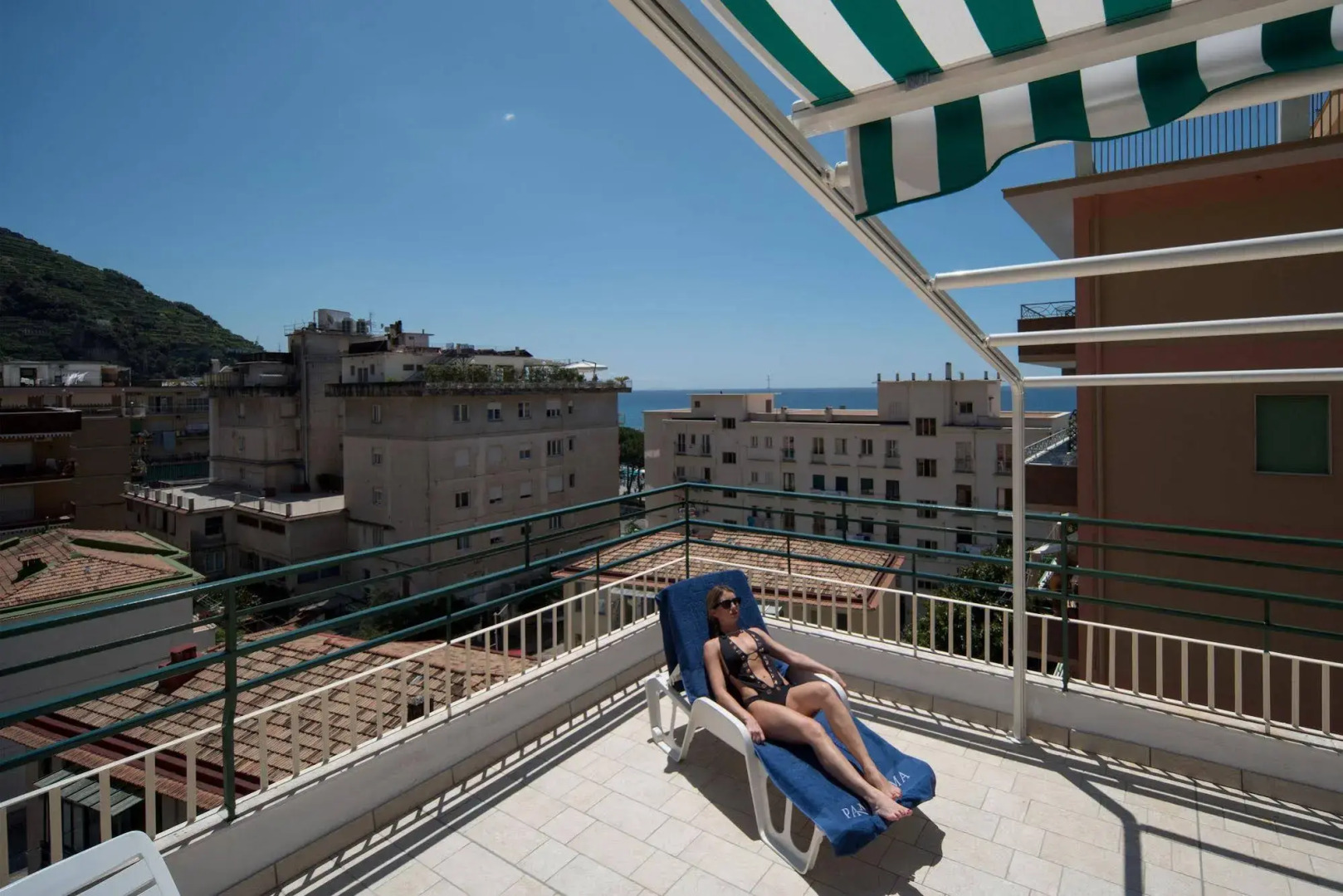 Santa Tecla Apartments