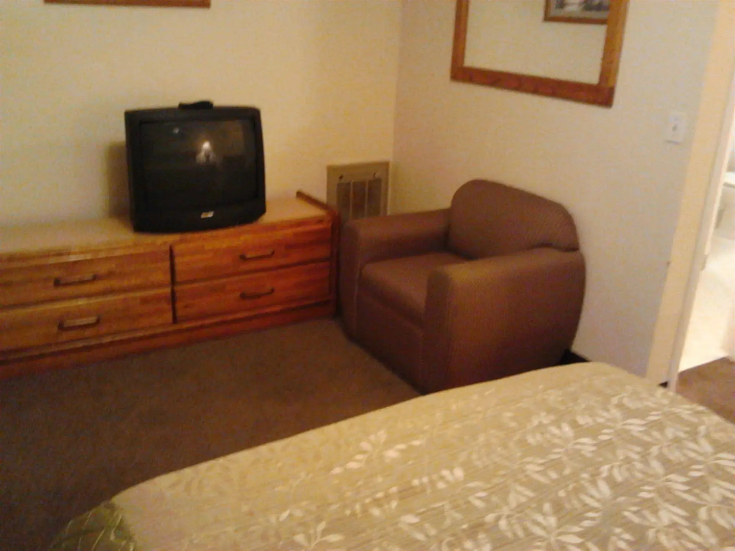 Blue Coast Inn and Suites