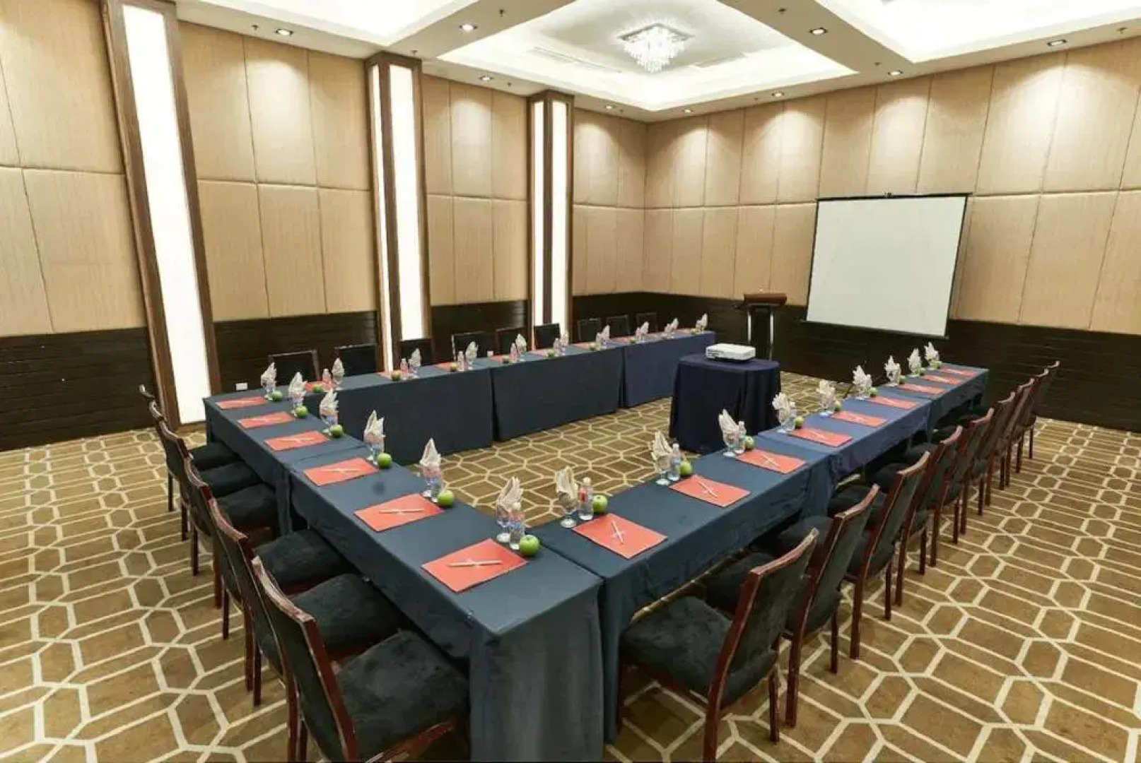 Summit Hotel Tacloban