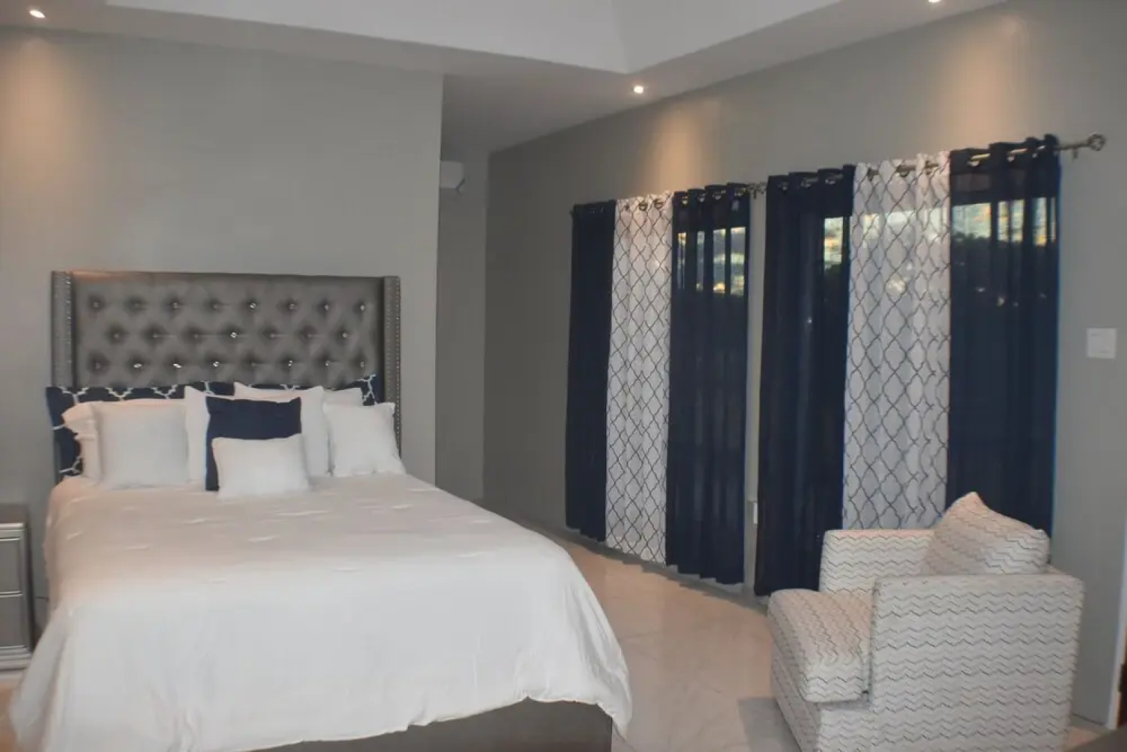 vacation villas runaway bay