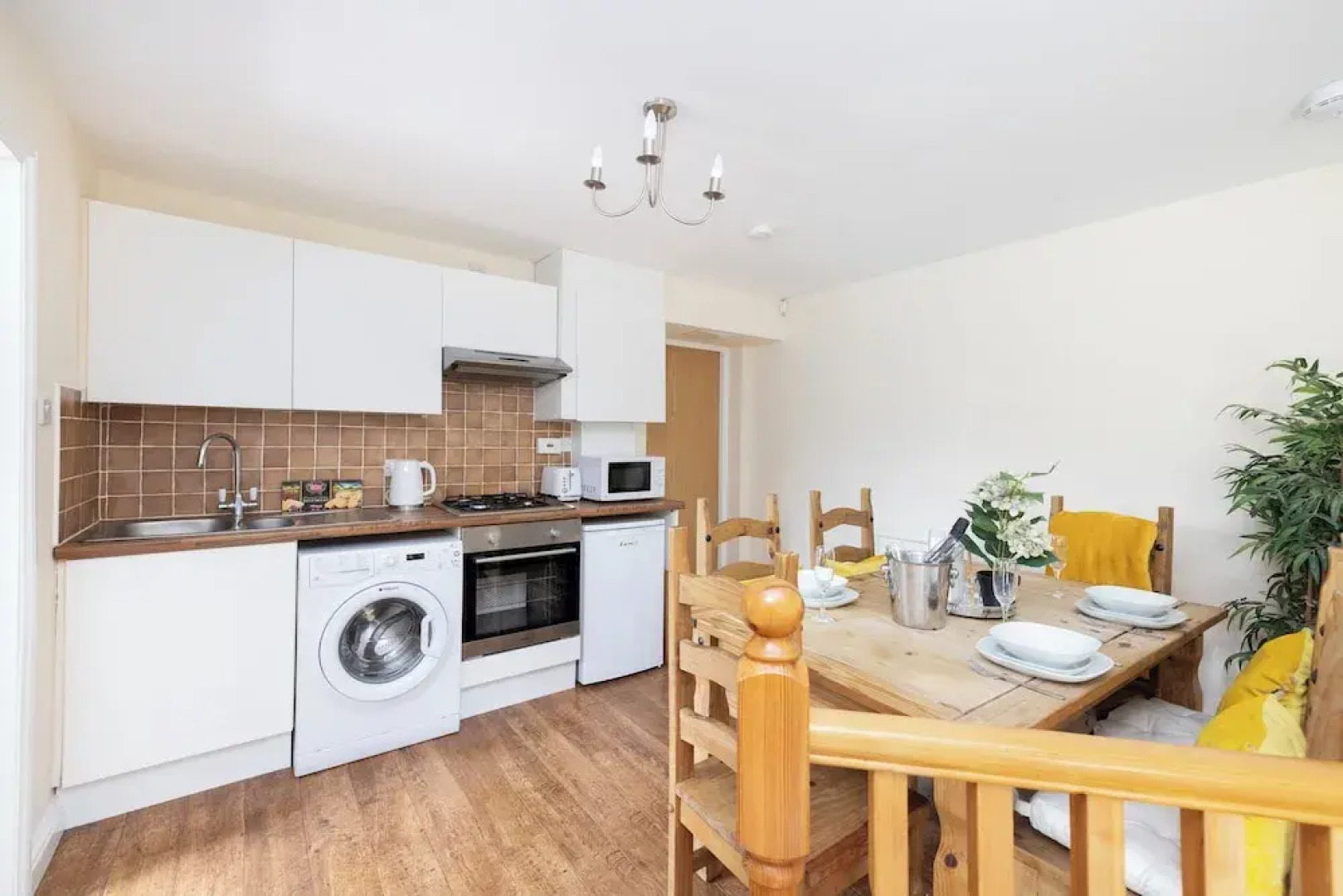 Greenknowes Entire Private Estate