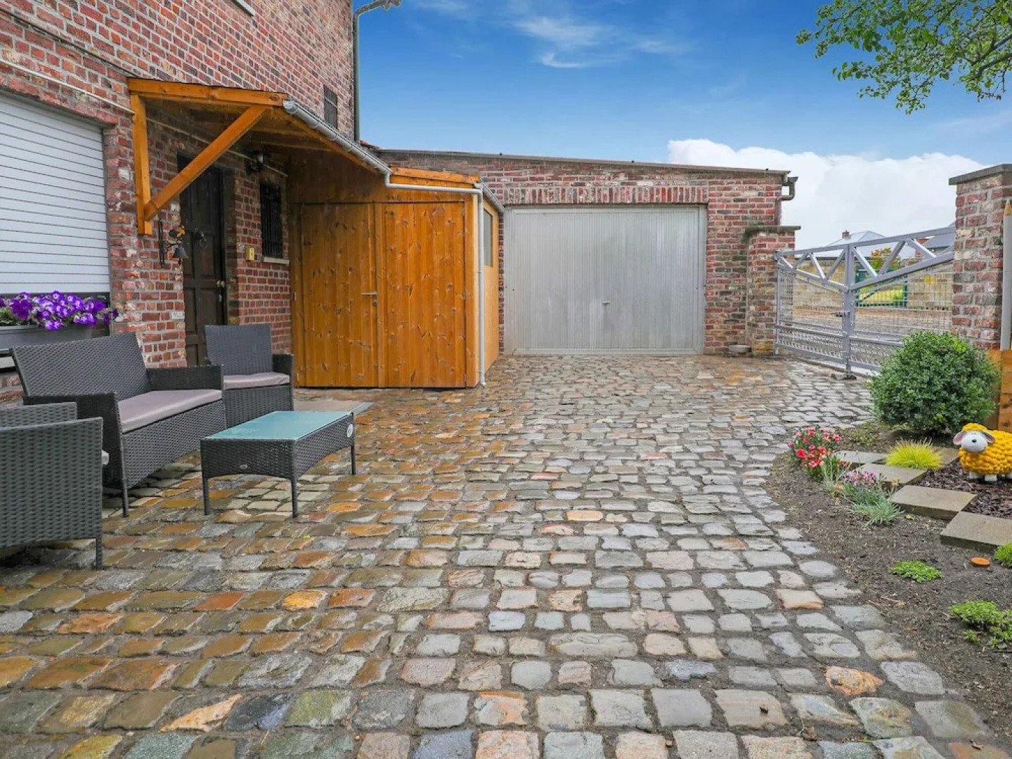 Welcoming Apartment in Borgloon near Forest