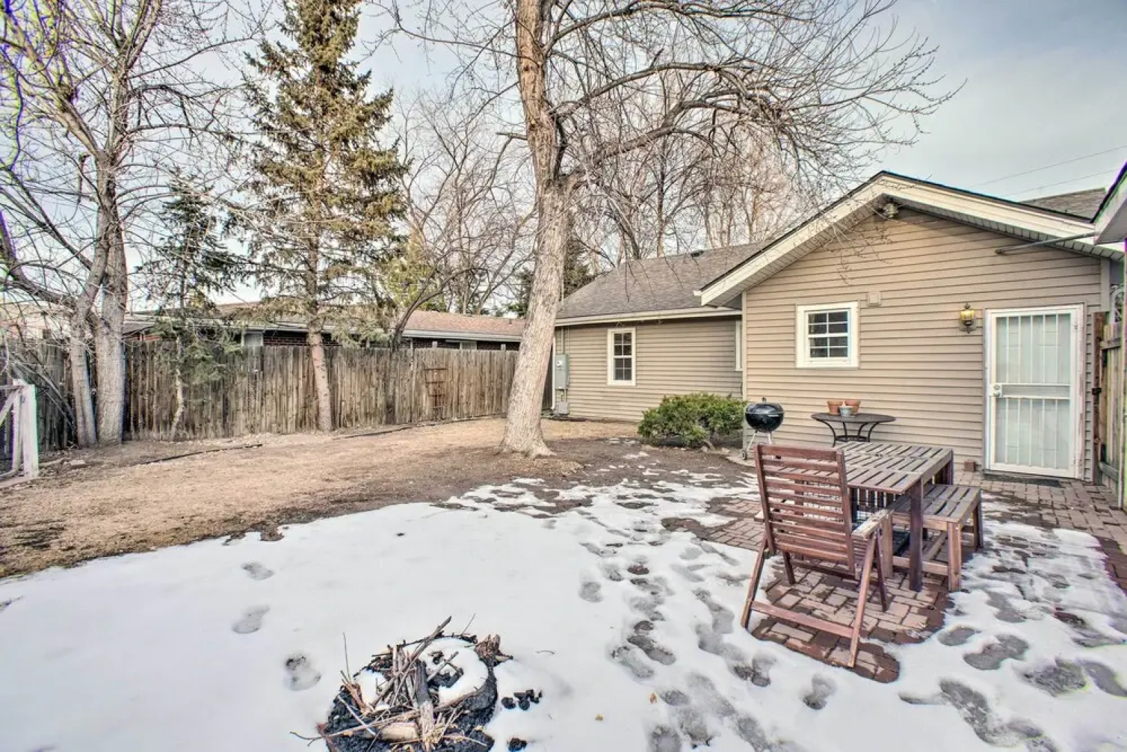 Walkable Neighborhood: Family Home in Wheat Ridge