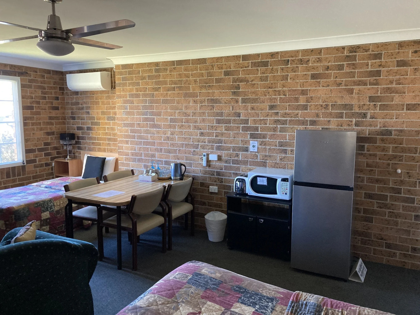 Golden Grain Motor Inn