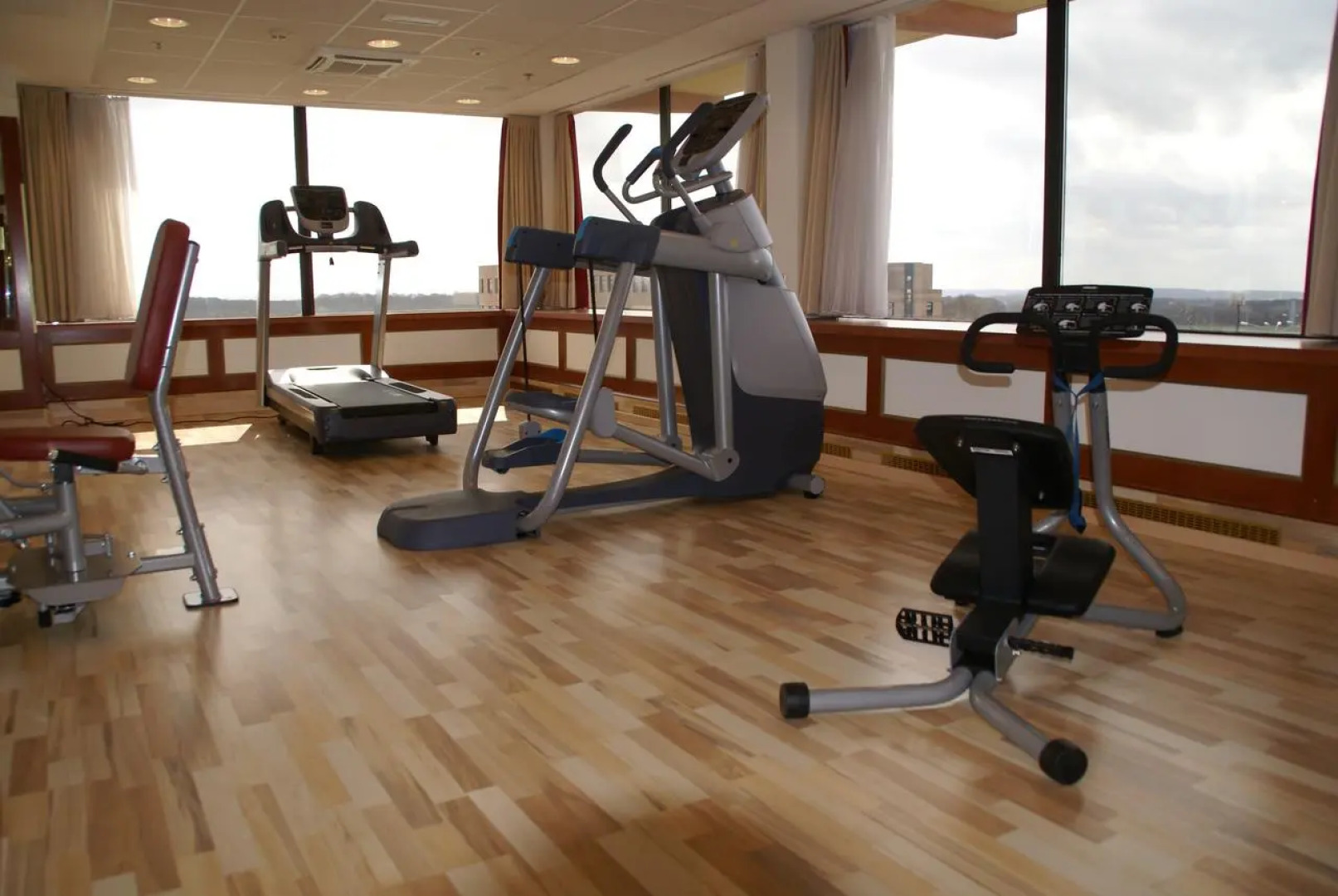 NH Luxembourg Airport