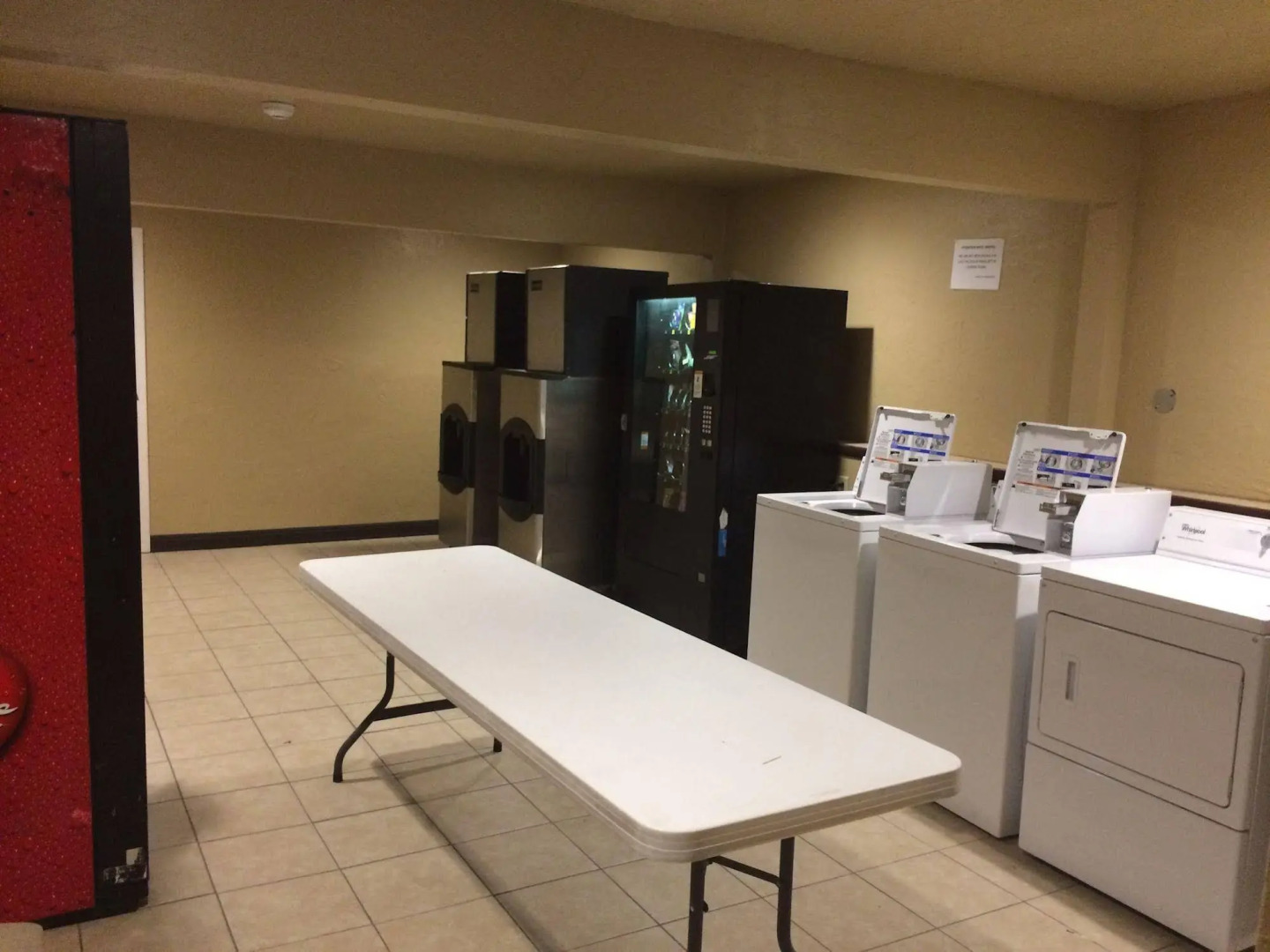 Travelodge by Wyndham Hawthorne