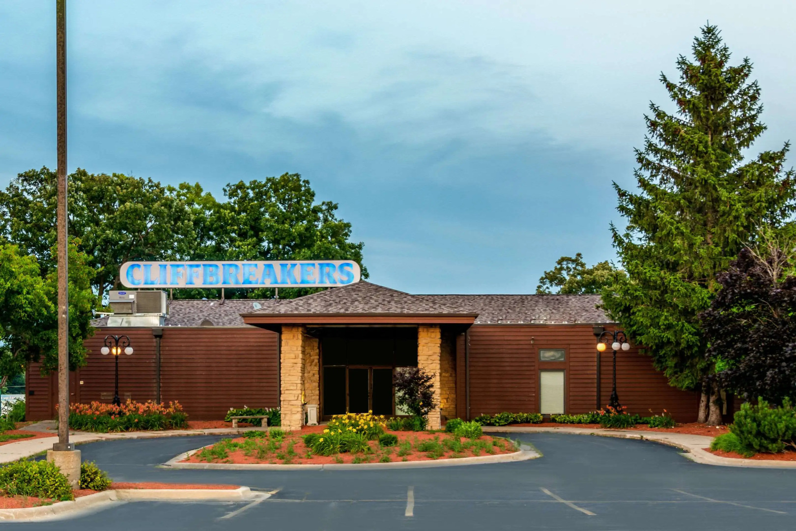 The Riverview Inn & Suites, an Ascend Hotel Collection Member