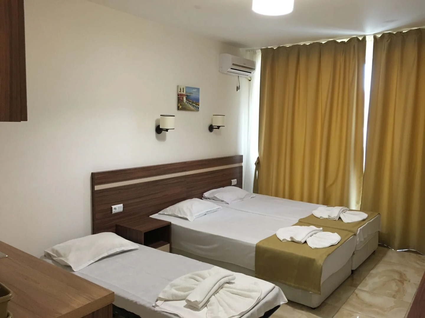 Palm Residence Deluxe Studios