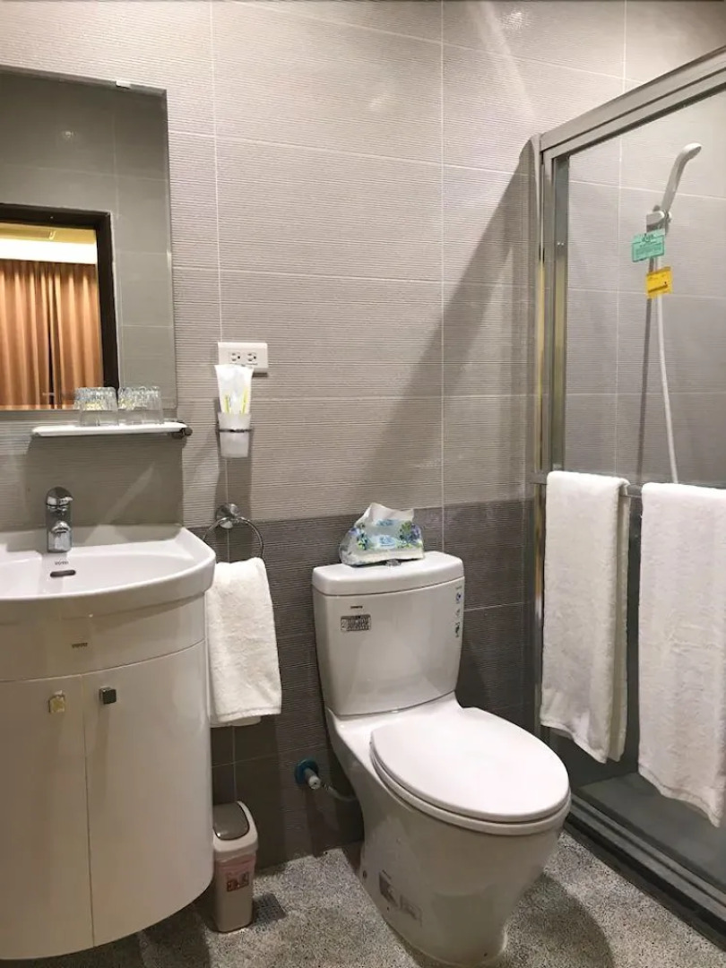 Yuxian Family Business BnB