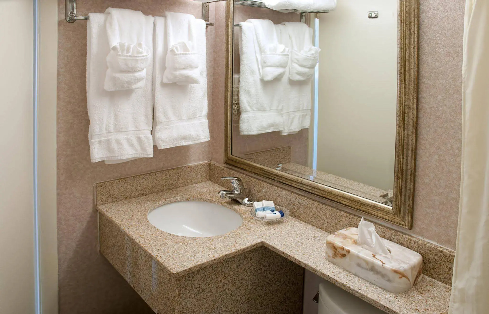 Ramada Plaza by Wyndham Virginia Beach Oceanfront