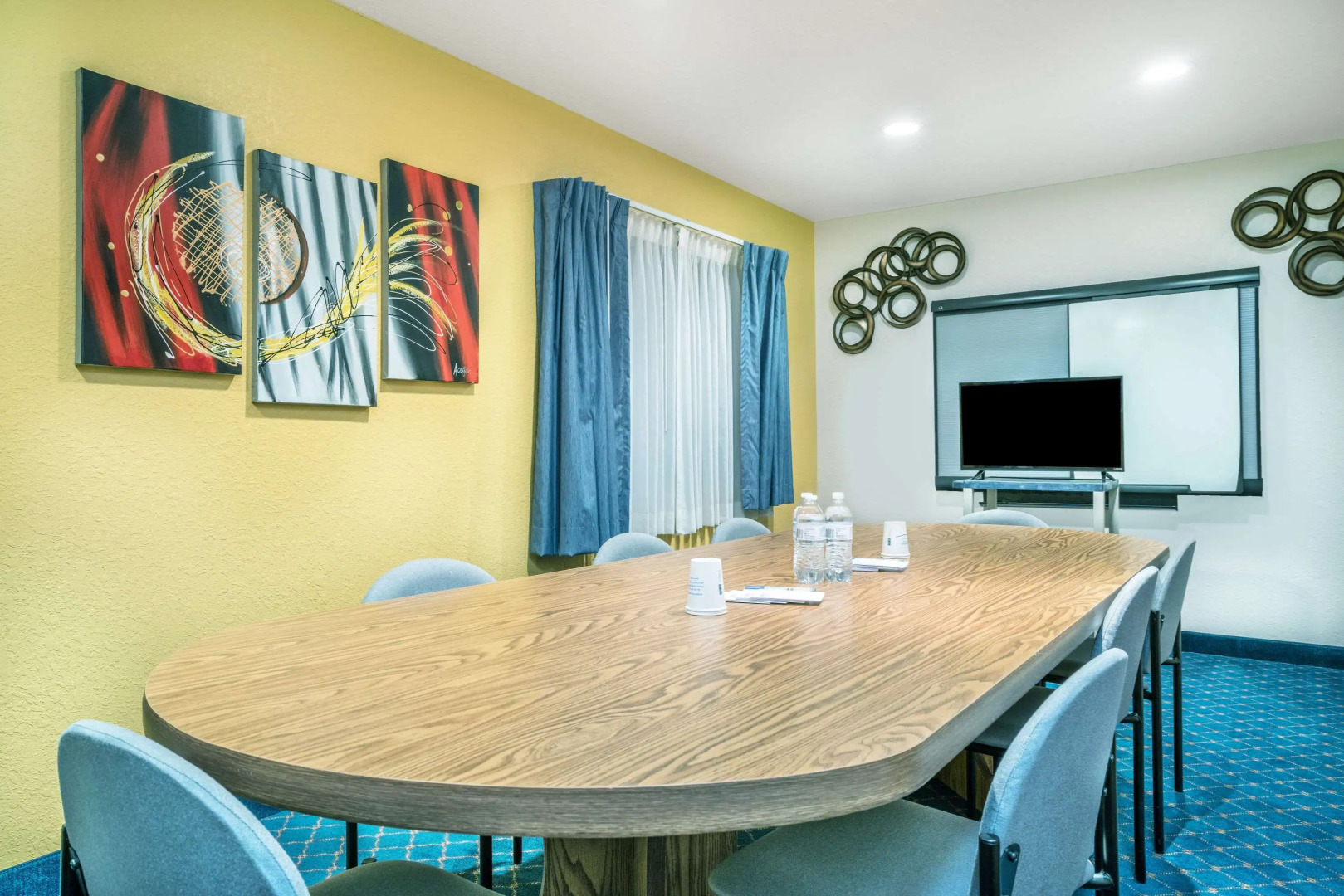 Microtel Inn & Suites by Wyndham Tomah