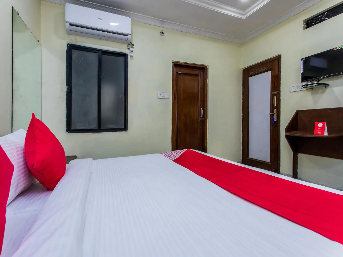 OYO 14522 Ganga Residency