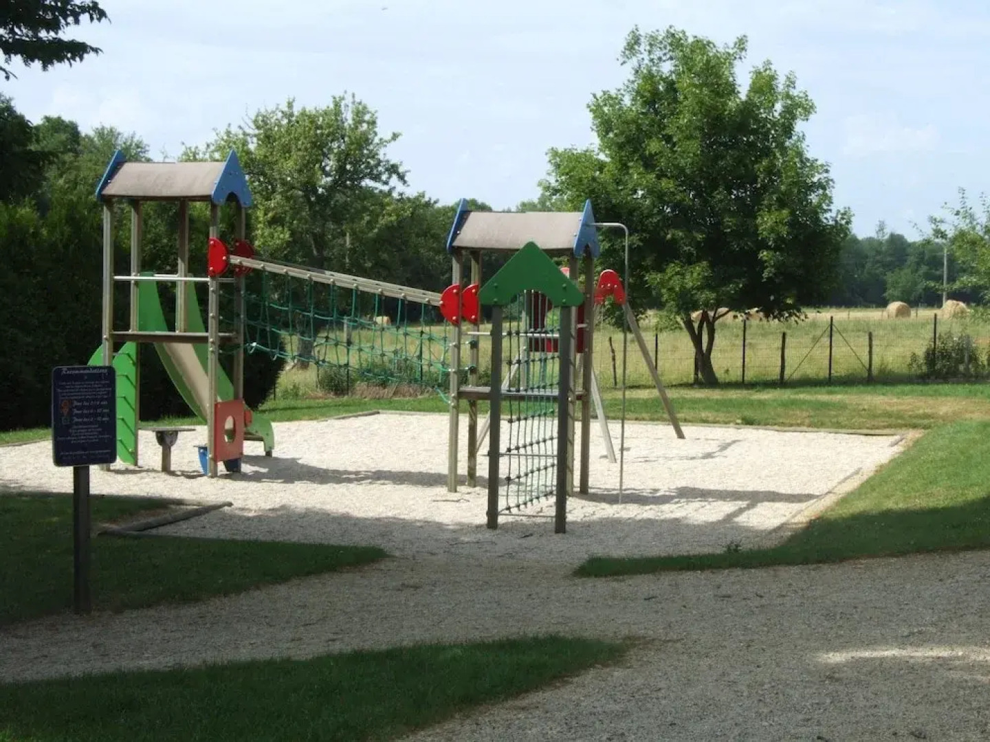 Camping La Croix Badeau - Chalet