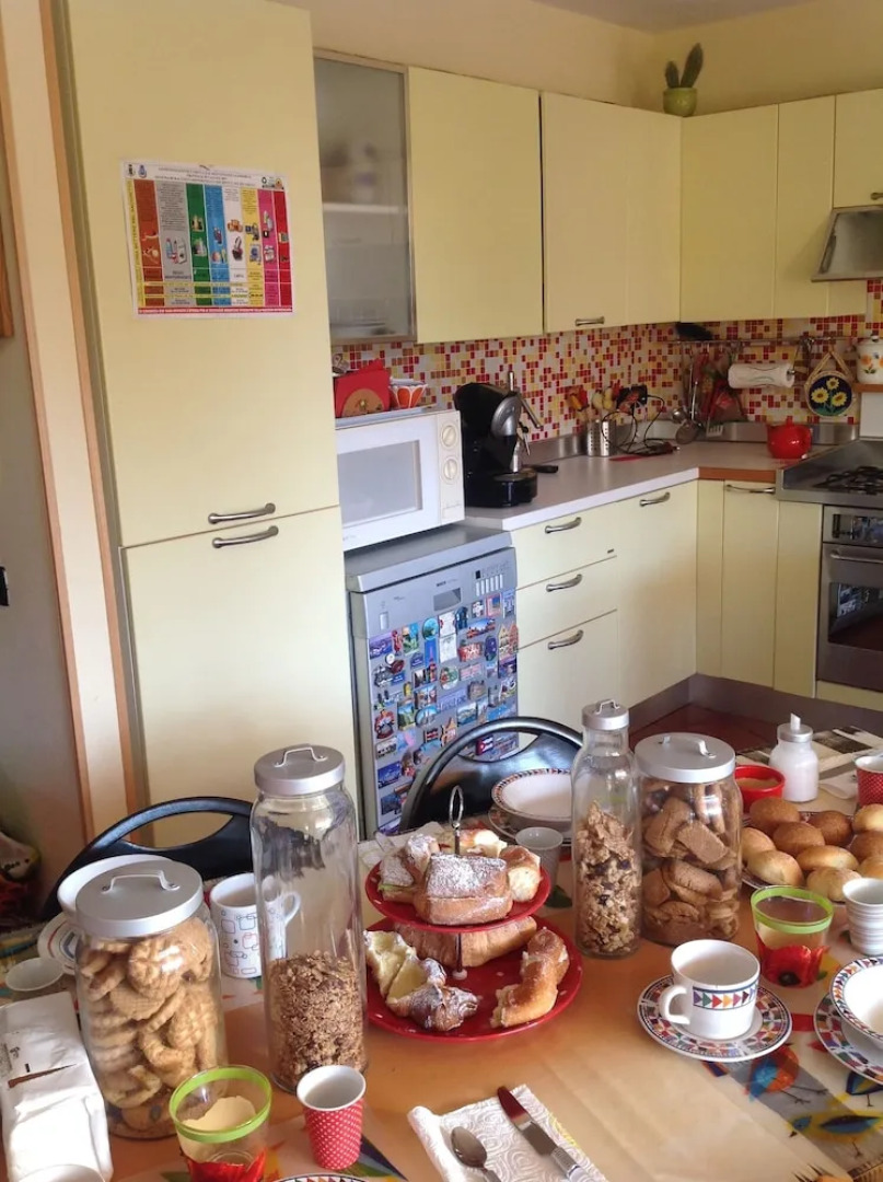 Villa Hermosa B And B