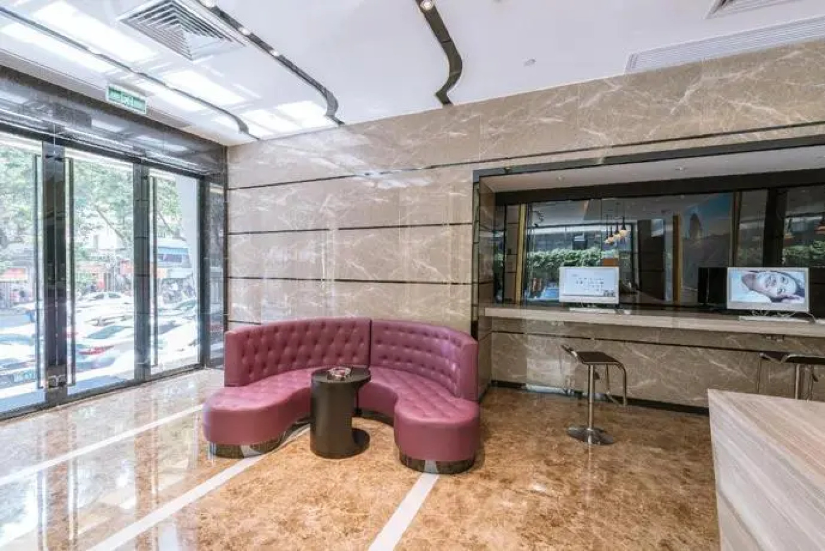 Lavande Hotels·Guangzhou Chenjiaci Metro Station