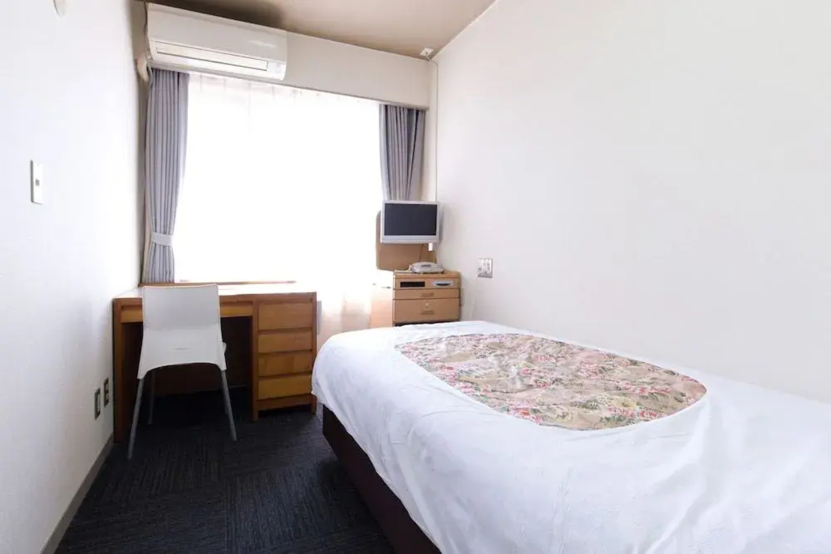 Toyokawa Grand Hotel