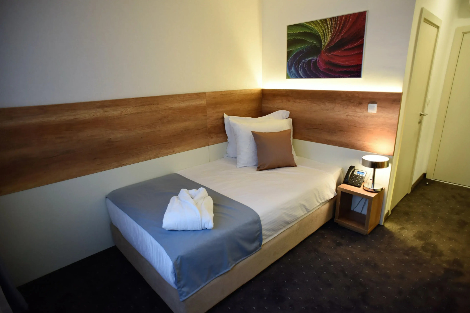 Santiny Hotel & Restaurant