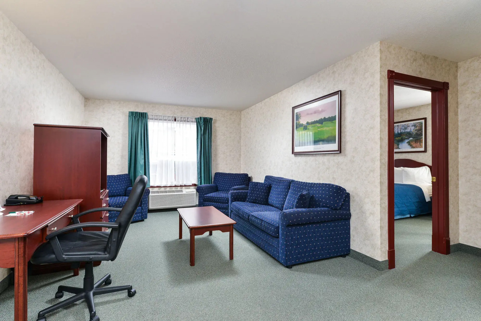 Ramada by Wyndham Nisku Edmonton Airport