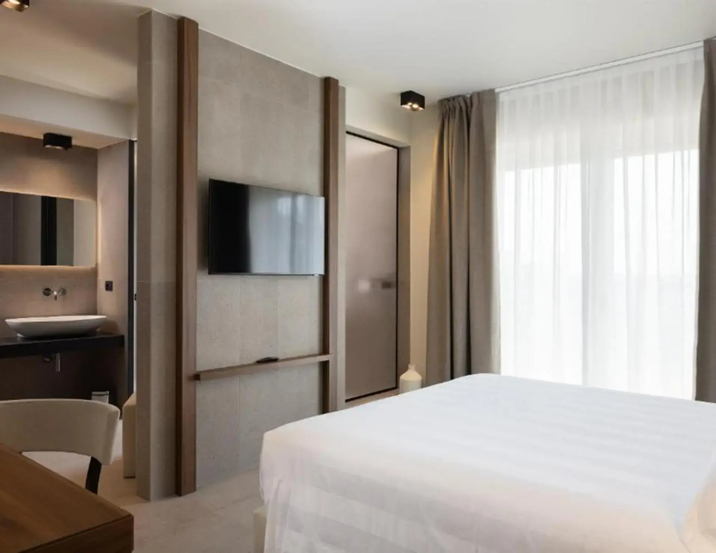 B21 Lifestyle Hotel