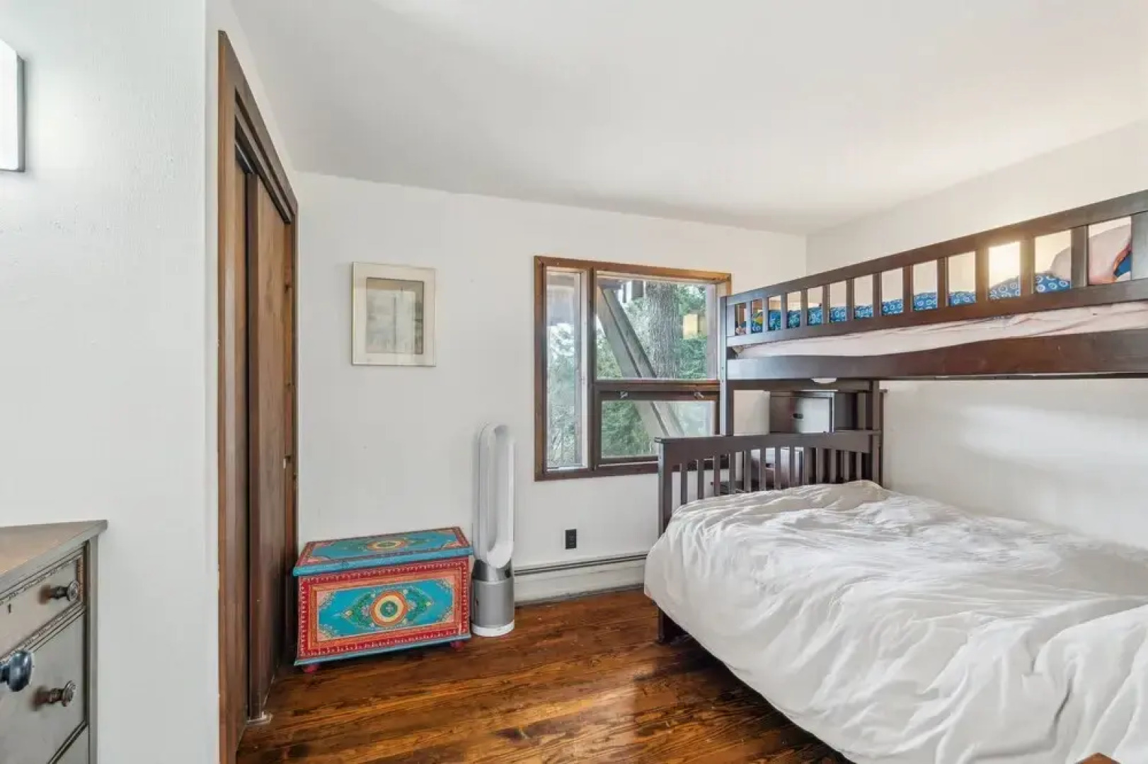 Serene Architect-designed Vermont Chalet 4 Bedroom Home