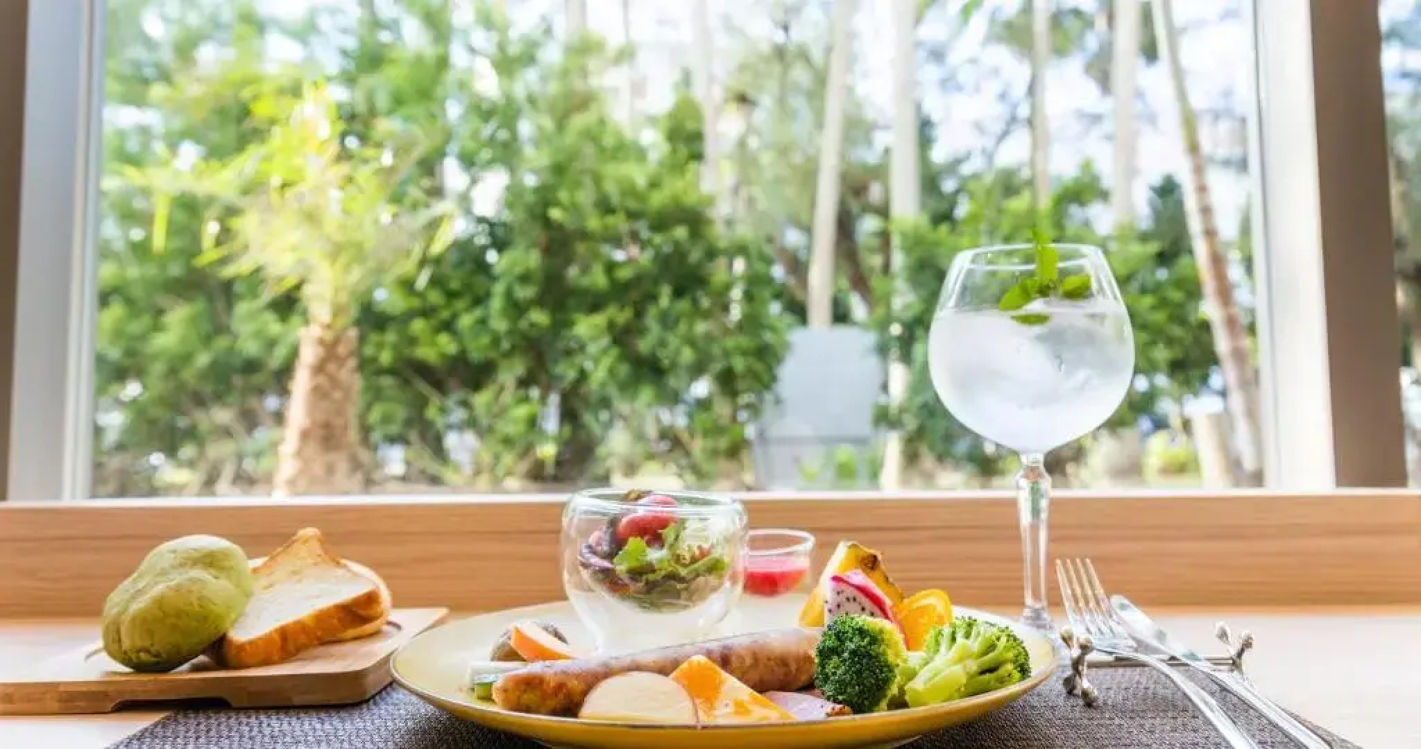 HOTEL SANSUI NAHA Ryukyu Onsen Naminoue-No-Yu