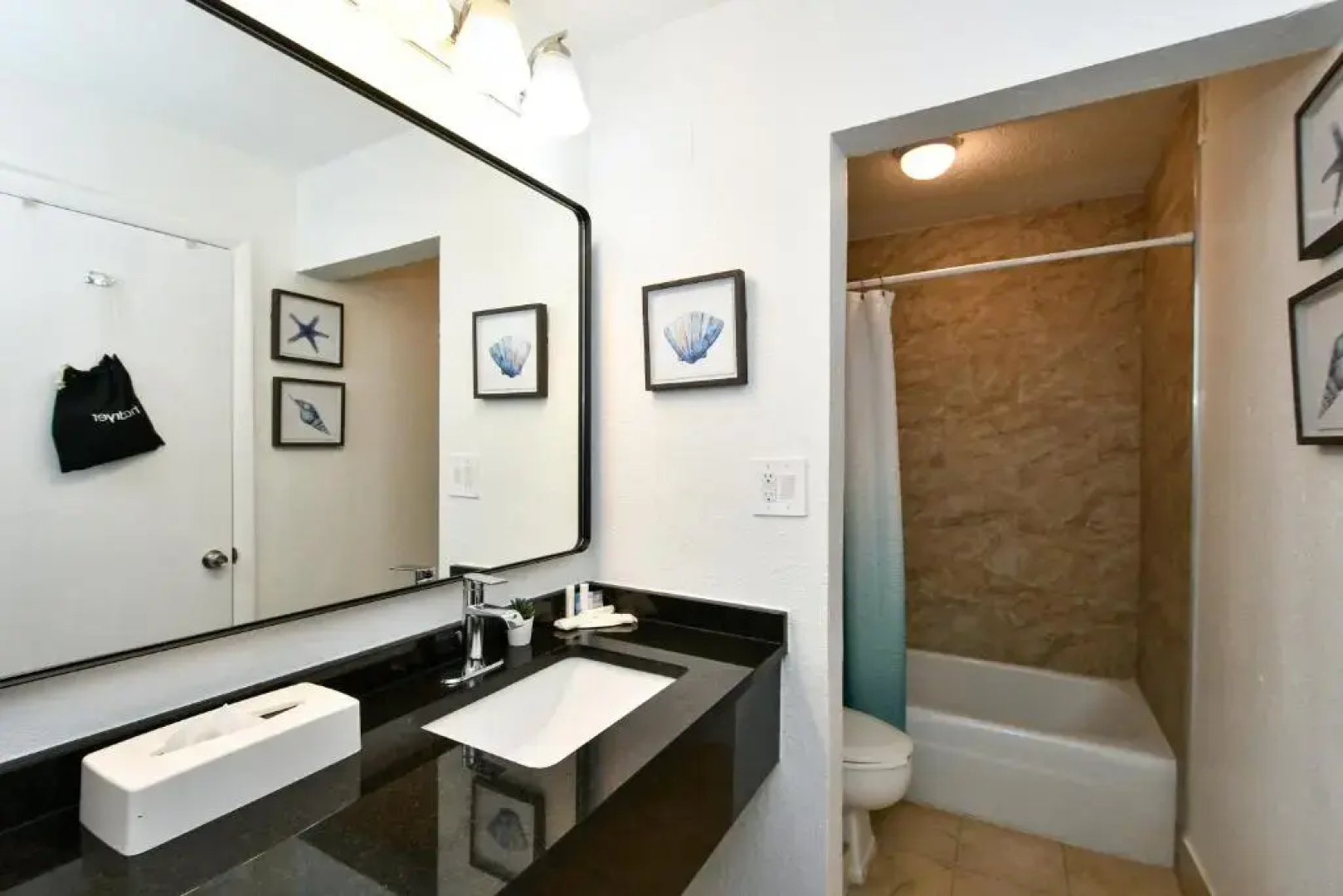 Ramad 612 - Pool, Bunk Beds, Huge TV, Tiki Bar