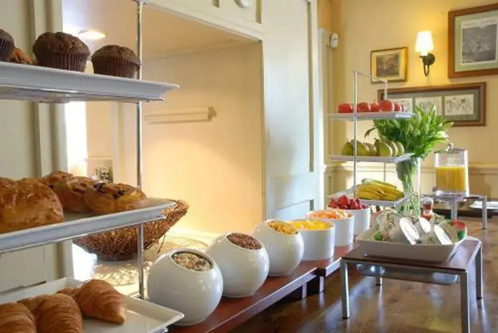 The Wee Waif Reading by Greene King Inns