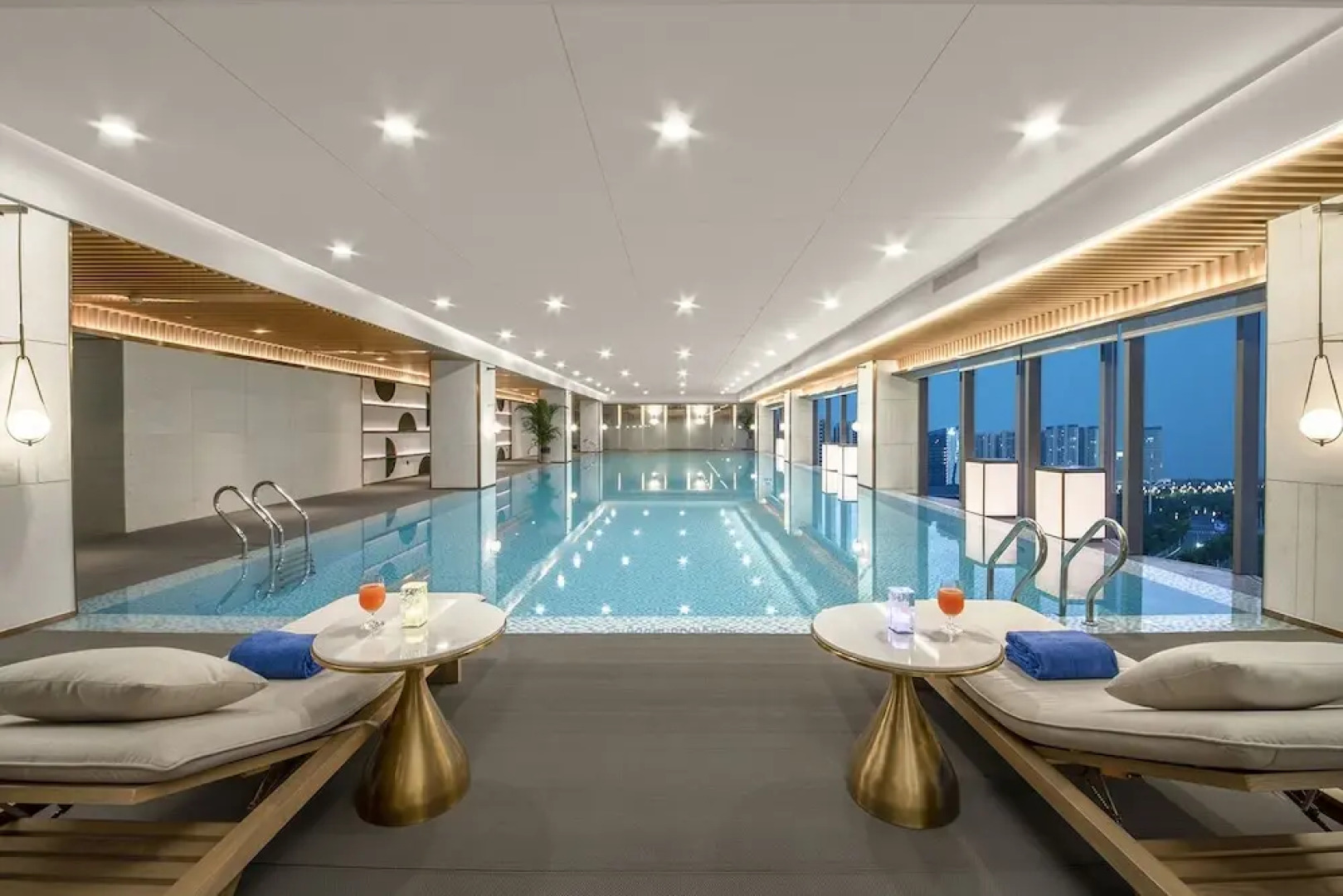 Holiday Inn Fuyang, an IHG Hotel