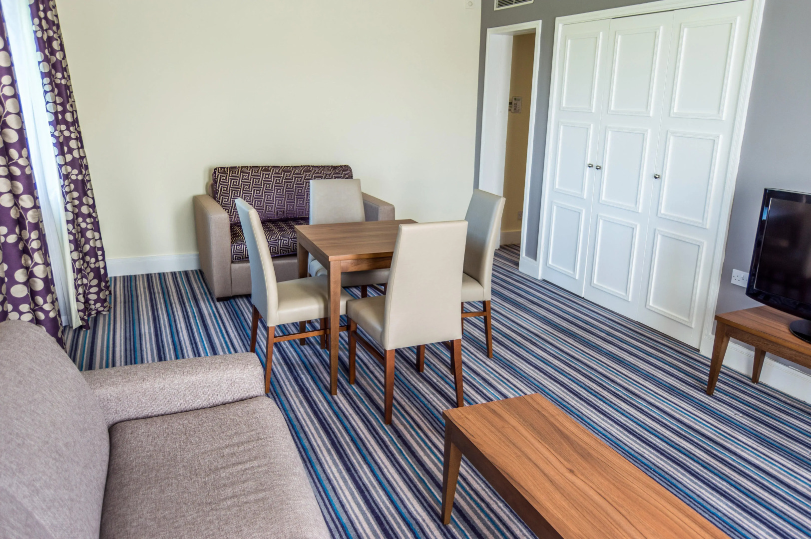 Holiday Inn Brighouse by IHG