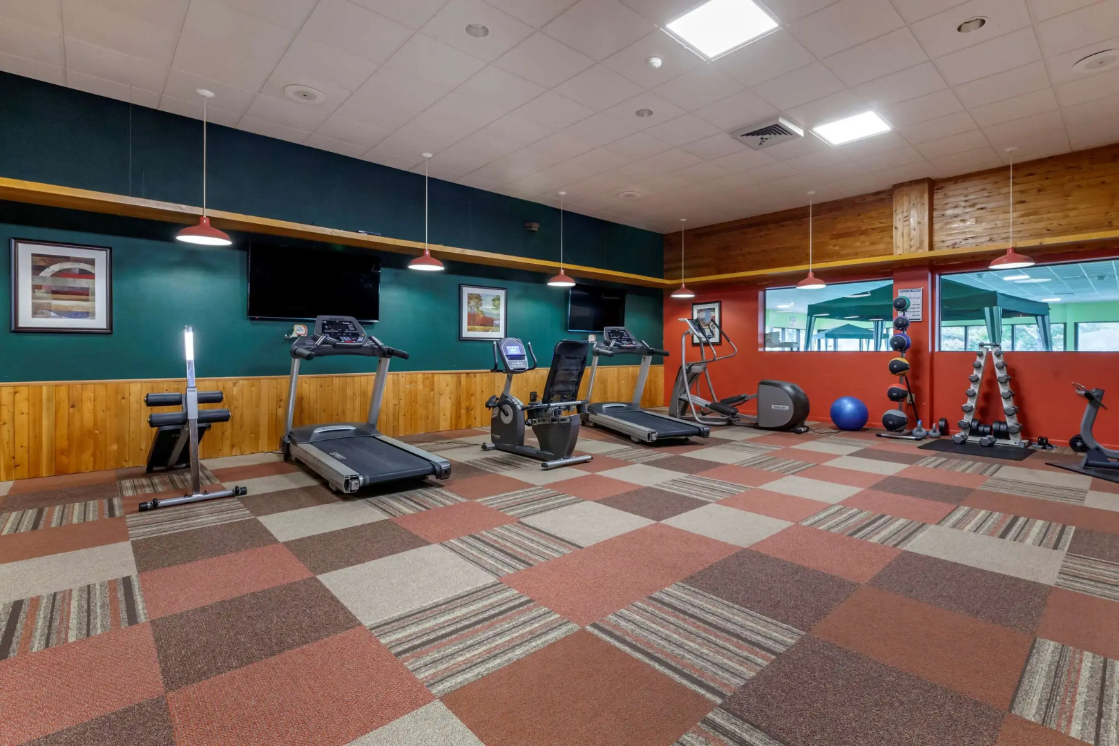 Quality Inn & Suites Escanaba North