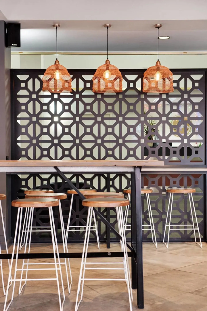 Comfort Hotel Adelaide Meridien