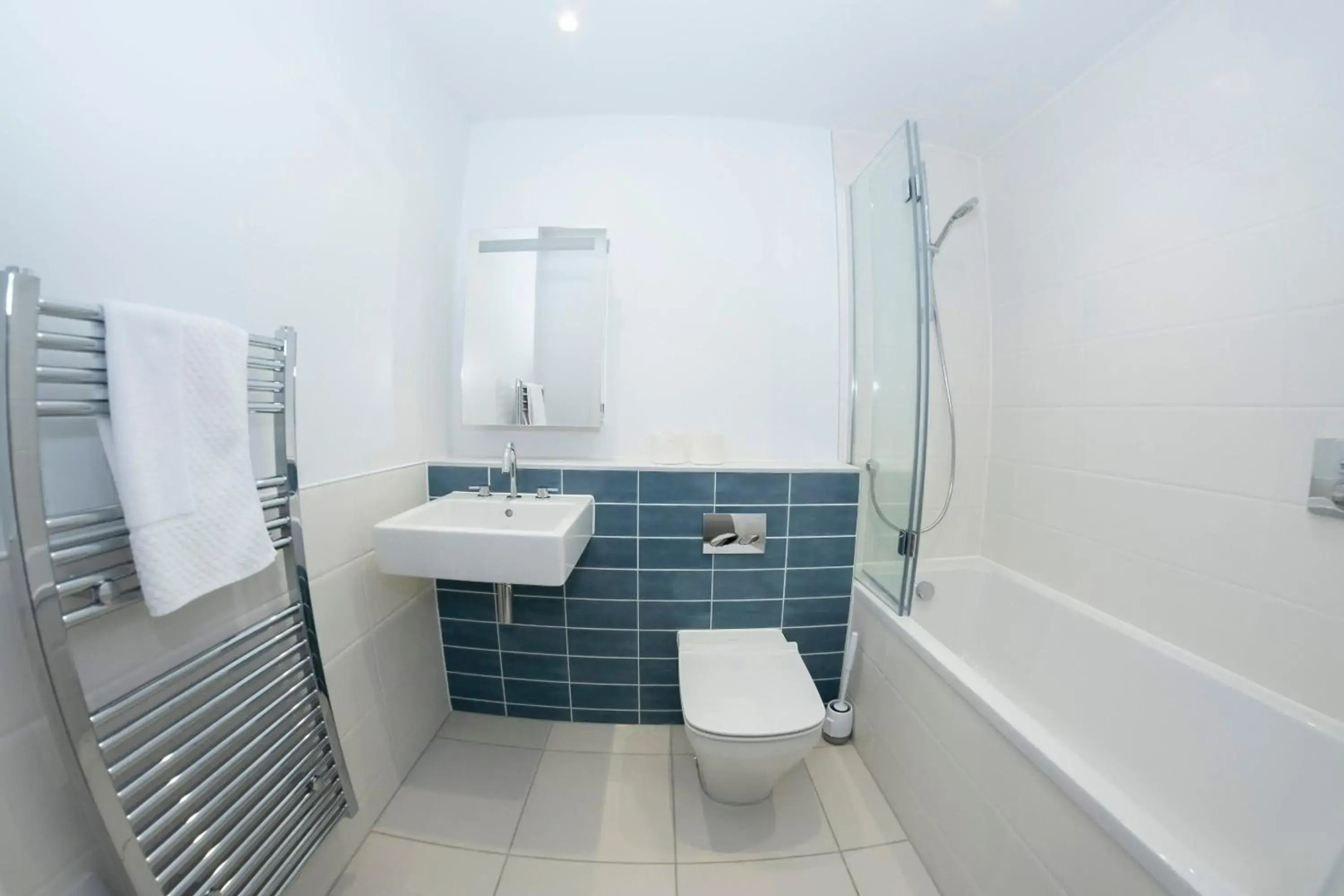 8 Putsborough - Luxury Apartment at Byron Woolacombe, only 4 minute walk to Woolacombe Beach!