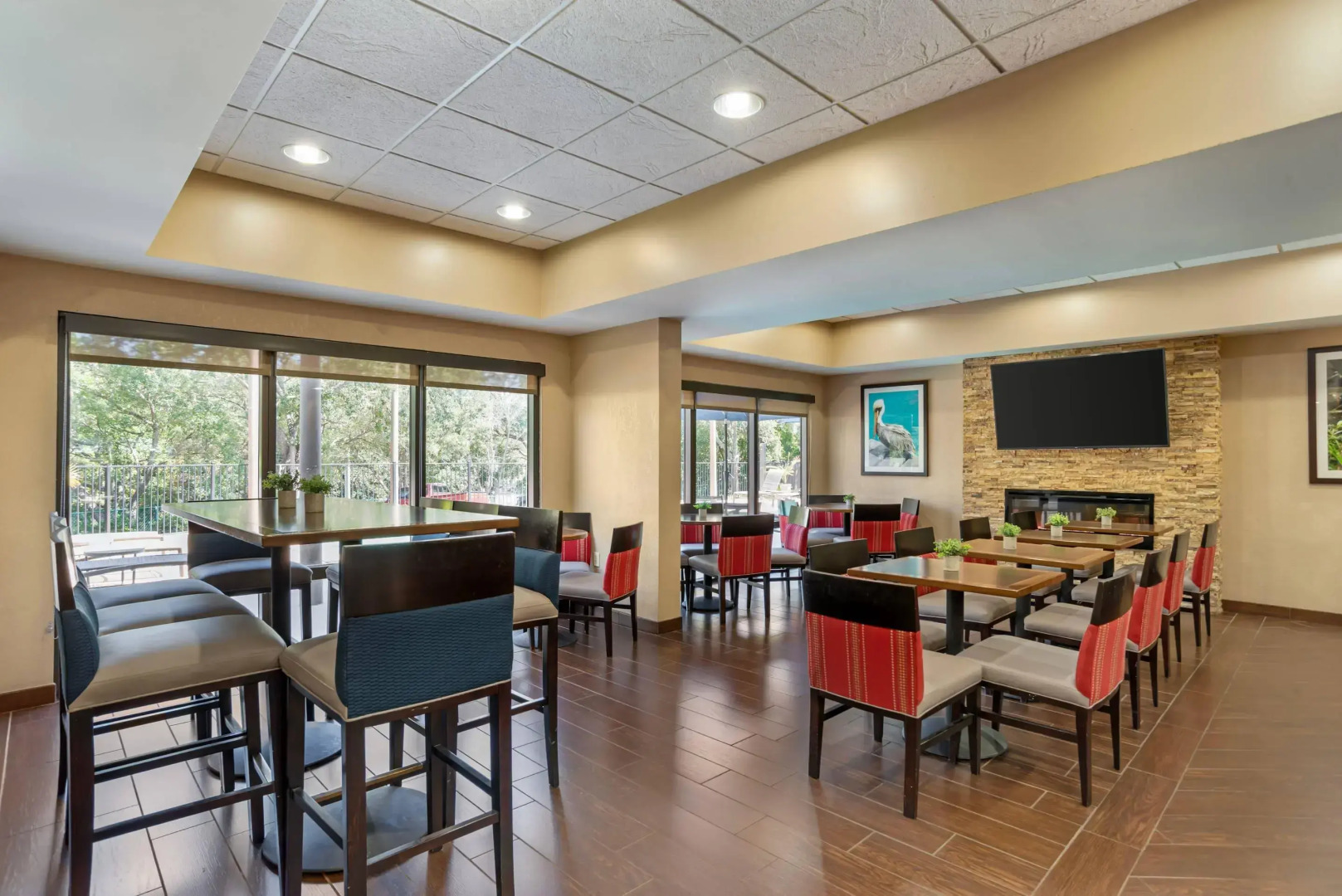 Comfort Suites Tallahassee Capitol - University Area
