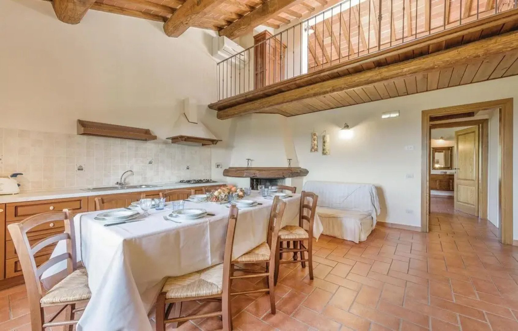 Amazing Apartment in Larciano PT With 1 Bedrooms, Internet and Outdoor Swimming Pool