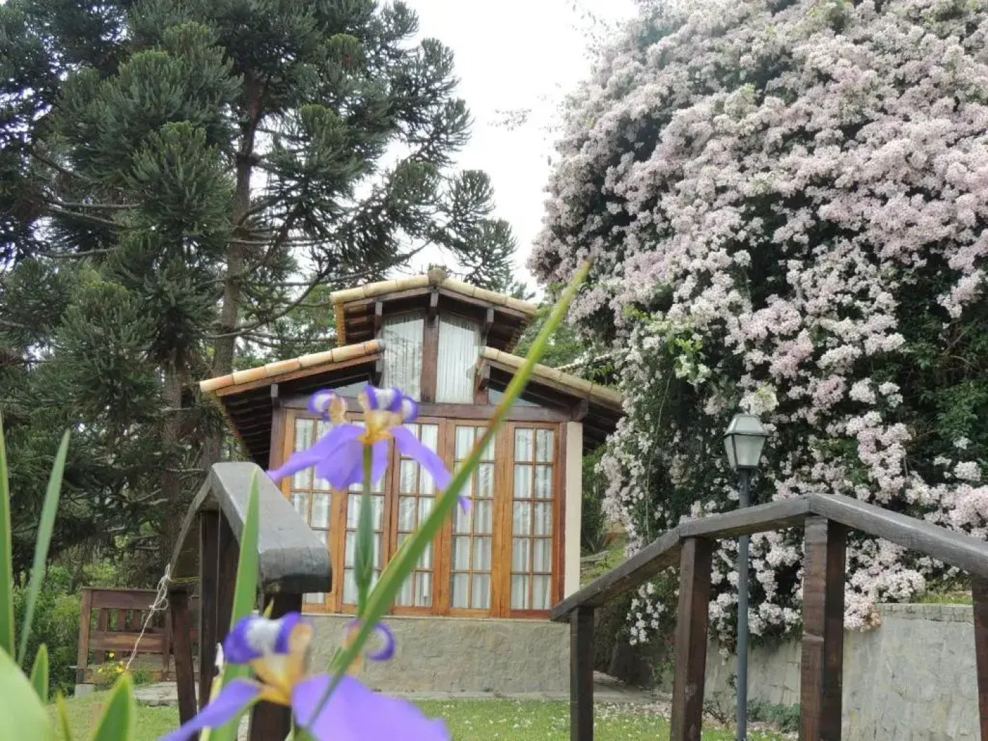 Pousada R.N.C. Nosso Paraíso